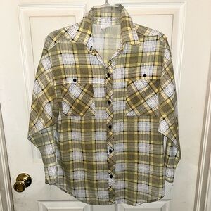 KOALA Women’s Button Down Plaid Print Shirt Top. Sz M.